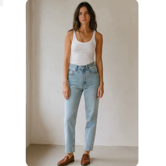 Vintage 90s Minimalist GAP High Waisted Straight Leg Faded Medium Wash Jeans - Picture 3 of 11